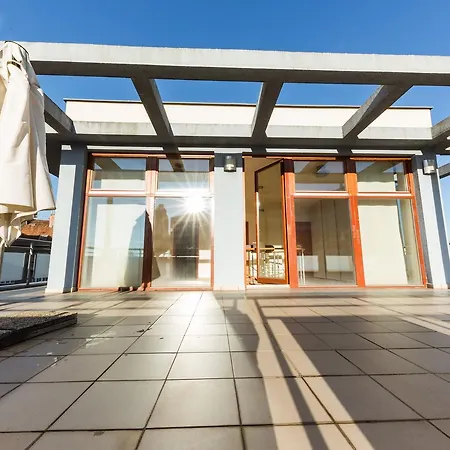 Gorgeous Duplex With Terrace アパート