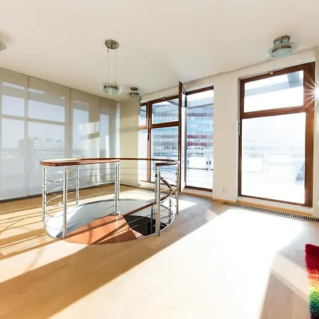 Gorgeous Duplex With Terrace アパート プラハ