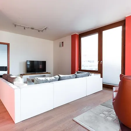 Gorgeous Duplex With Terrace * プラハ